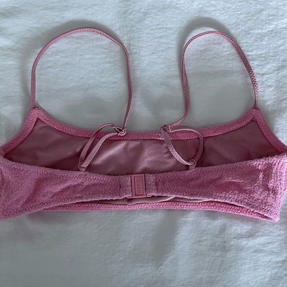 Triangl Bikini Set - Picture 3 of 9